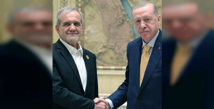 Cumhurbaşkanı Erdoğan, İranlı mevkidaşı ile önemli görüşme gerçekleştirdi