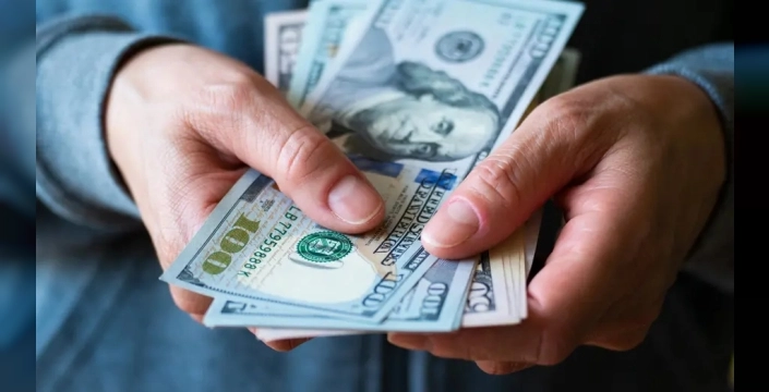 Dolar, faiz artırım beklentileriyle yükseliyor