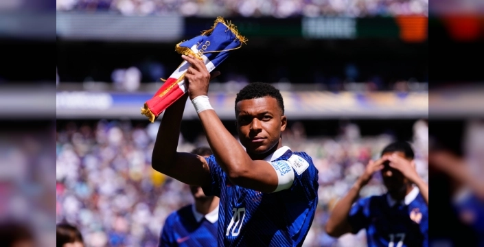 Fransa, Senegal'i mağlup etti; Mbappe tarihe geçti