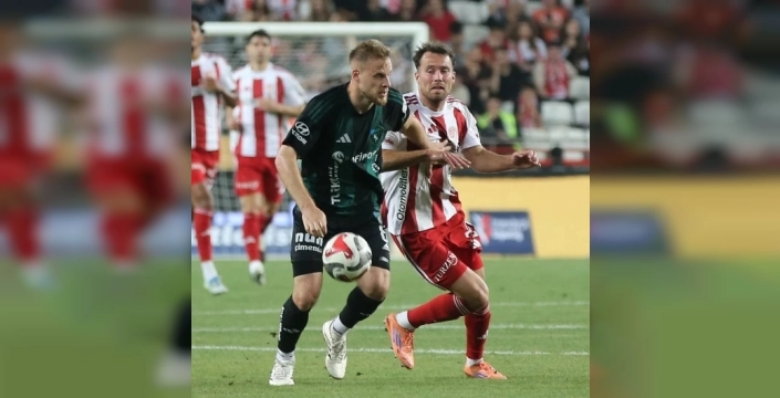 Kocaelispor'dan Smolcic transferi için pesa: 'Tüm şartları zorladık