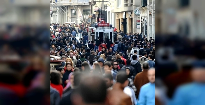 Nüfus azalışı güvenlik sorunu mu? Üç çocuklu ailelere devlet desteğine güçlü destek var
