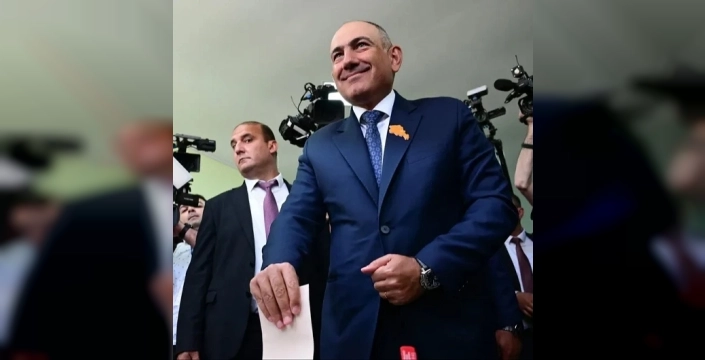 Paşinyan zaferini ilan etti: Ermenistan'da Sivil Sözleşme Partisi sandıktan birinci çıktı!