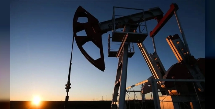 Trump'ın açıklamaları petrol fiyatlarını düşürdü: Brent petrol 90 doların altında