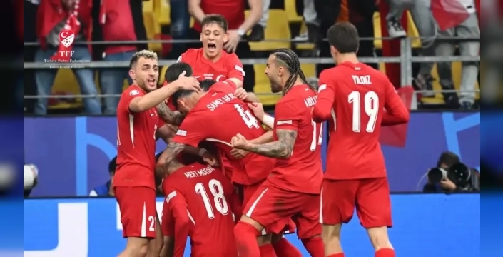 Türkiye-Paraguay maçı için geri sayım başladı: Milli takım saat 06.00'da sahada!