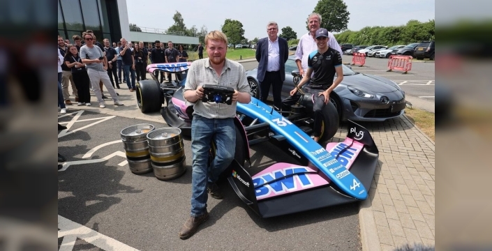 Alpine, Jeremy Clarkson ile Britanya GP'sinde yerel tarım ürünlerini tanıtacak