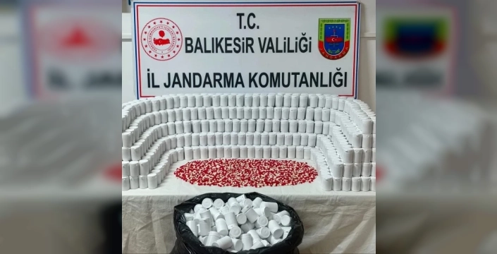 Balıkesir'de büyük uyuşturucu operasyonu: 78 bin 824 hap ele geçirildi