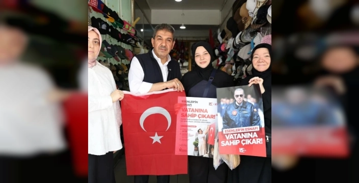 Esenler'de 15 Temmuz ruhu: Bayraklar, yürüyüş ve milli birlik mesajları