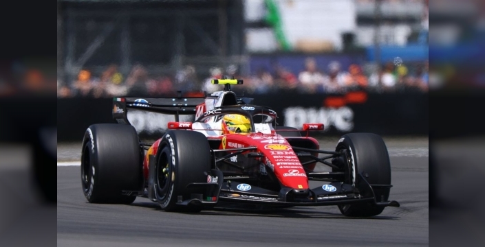 Hamilton'dan şampiyonluk zaferi tadında sprint pole'ü: 