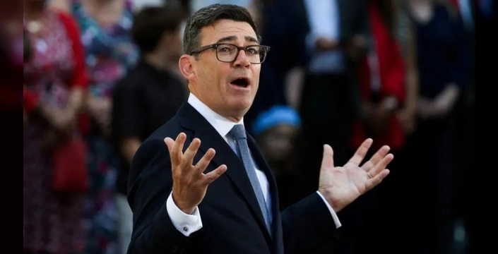 İngiltere'de yeni kabine belli oldu: Maliye Bakanı John Healey