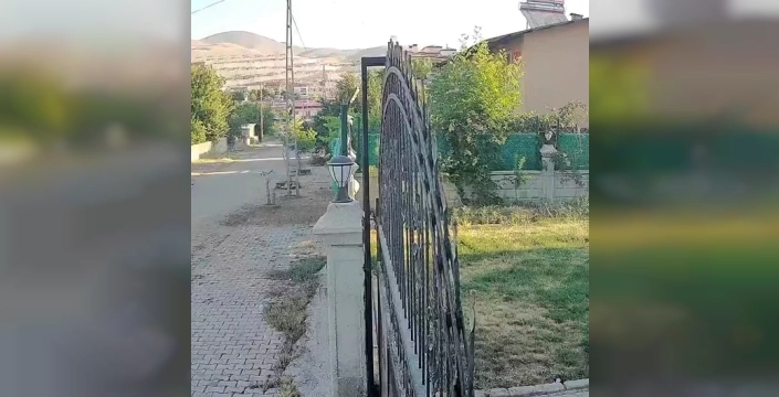 Malatya sallandı: Deprem anı saniye saniye kaydedildi, panik anları kamerada