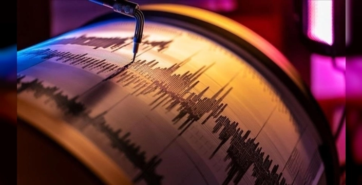 Meksika'da 6 büyüklüğünde deprem paniği