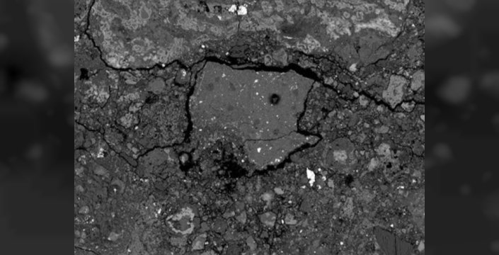New Jersey'deki evin yatak odasına düşen meteoritte uzay kimyasalları bulundu