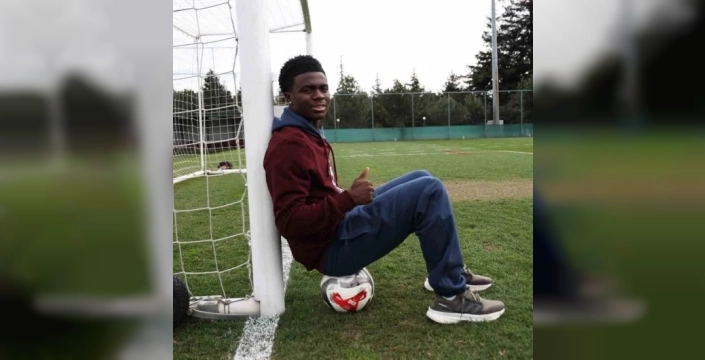 Oulai, rekor bonservisle Fiorentina'ya transfer oldu: Trabzonspor'un '61' detayı dikkat çekti