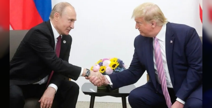 Putin ve Trump, telefon görüşmesinde dostluk mesajları paylaştı