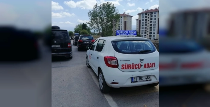 Siber güvenlik ve trafik kurallarında köklü değişiklikler yolda: Aday sürücüler dikkat!