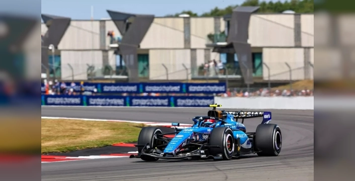 Silverstone, 2026 motorları için kabus mu olacak? Sainz'dan çarpıcı uyarılar!