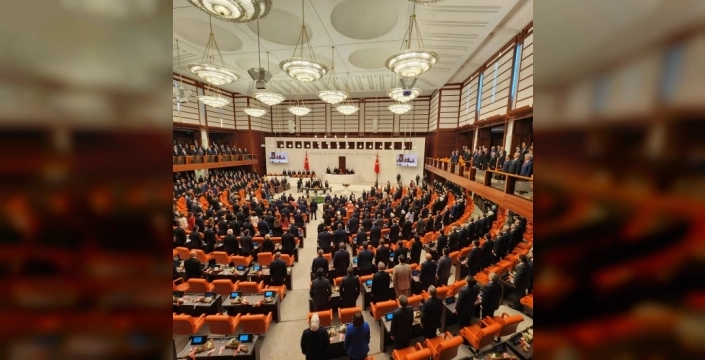Somali tezkeresi Meclis'te: TSK'nın görev süresi uzatılıyor