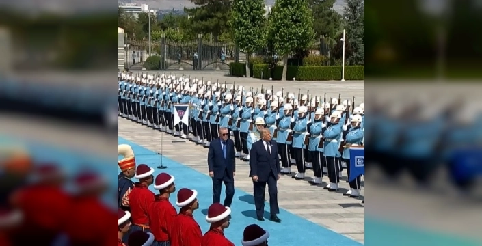 Trump, Beştepe'de Türk Yıldızları'nın gösterisine hayran kaldı