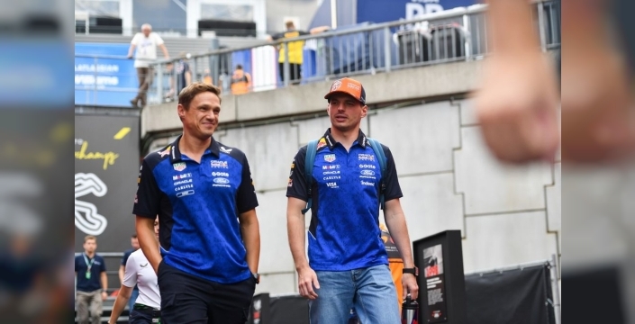 Verstappen'den Red Bull'un kanat kararına tam destek: 'En doğru hamle