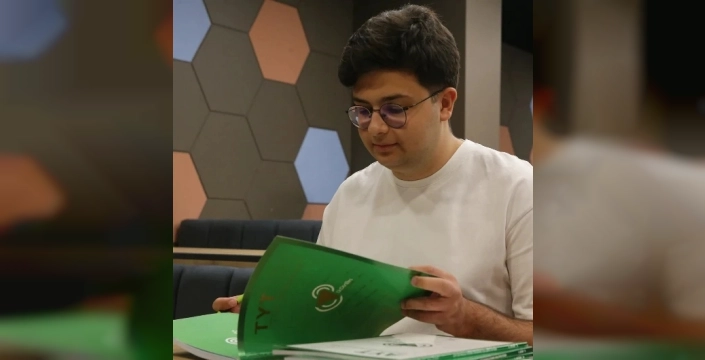 YKS'de Türkiye birincisi olan Miraç Koşar'dan doktorluk hayali: 'Hayatımın en unutulmaz günü!