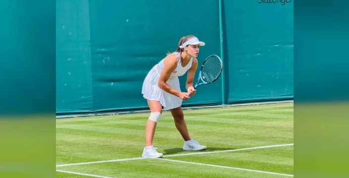 Zeynep Sönmez'den Wimbledon'da tarihi zafer: İkinci tura yükseldi!