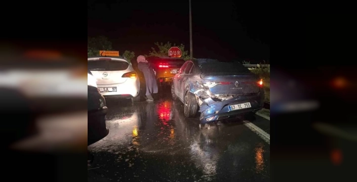 Zonguldak kavşağında kanlı zincirleme: 5 can tehlikede